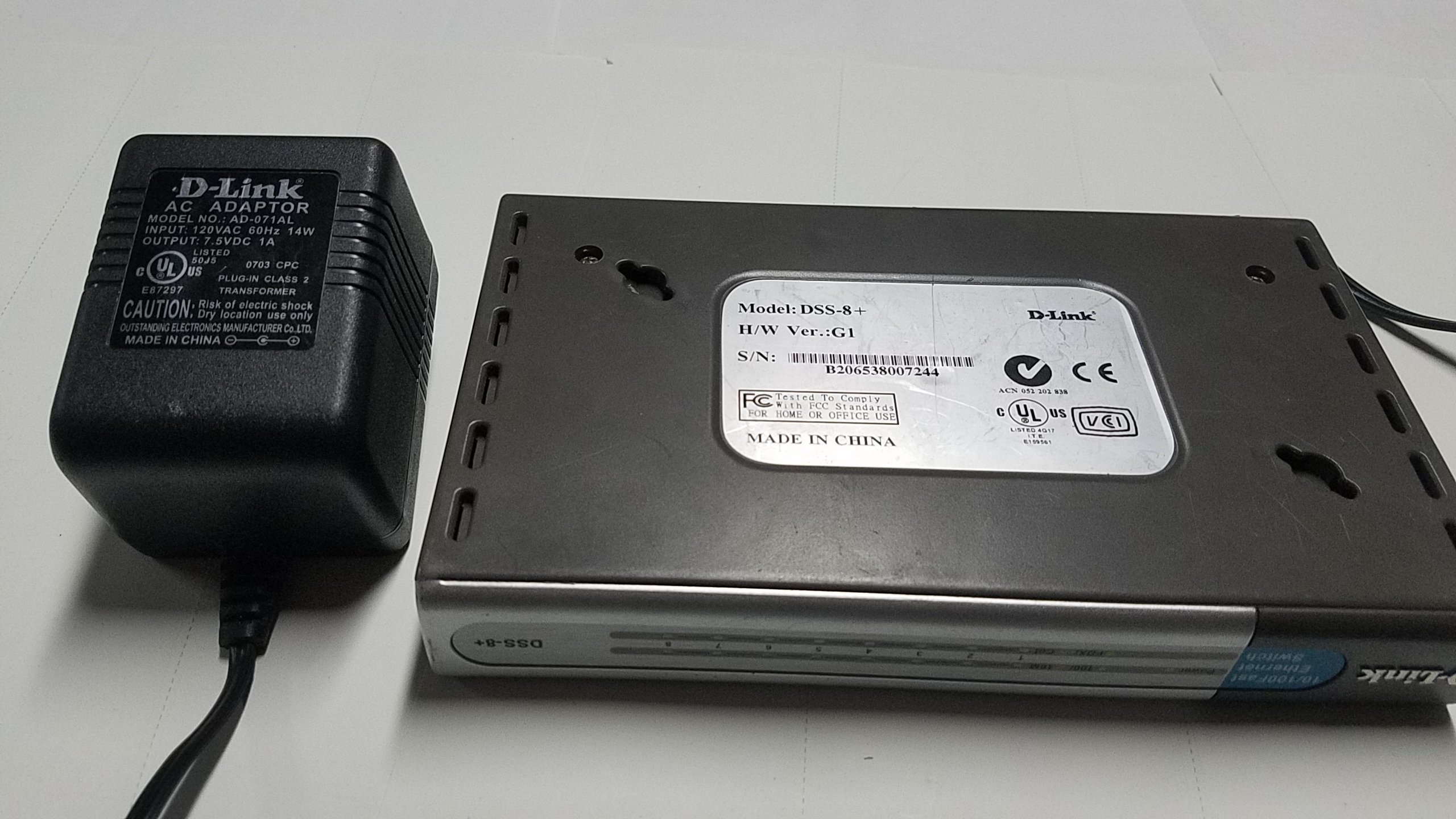 Amazon.com: D-Link DSS-8+ 8-Port 10/100 Switch, Desktop : Electronics